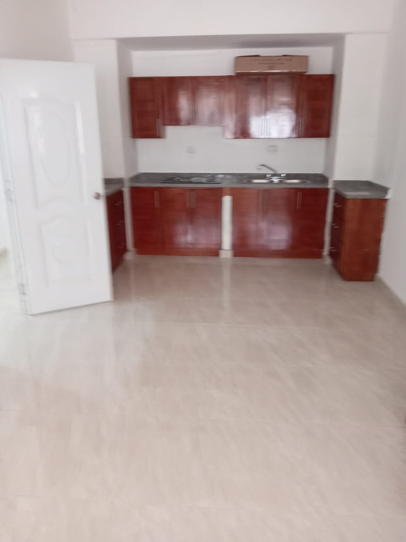 apartamentos - Alquiler Apartamento Sin Amueblar de 2 Habitaciones, Zona Colonial 0