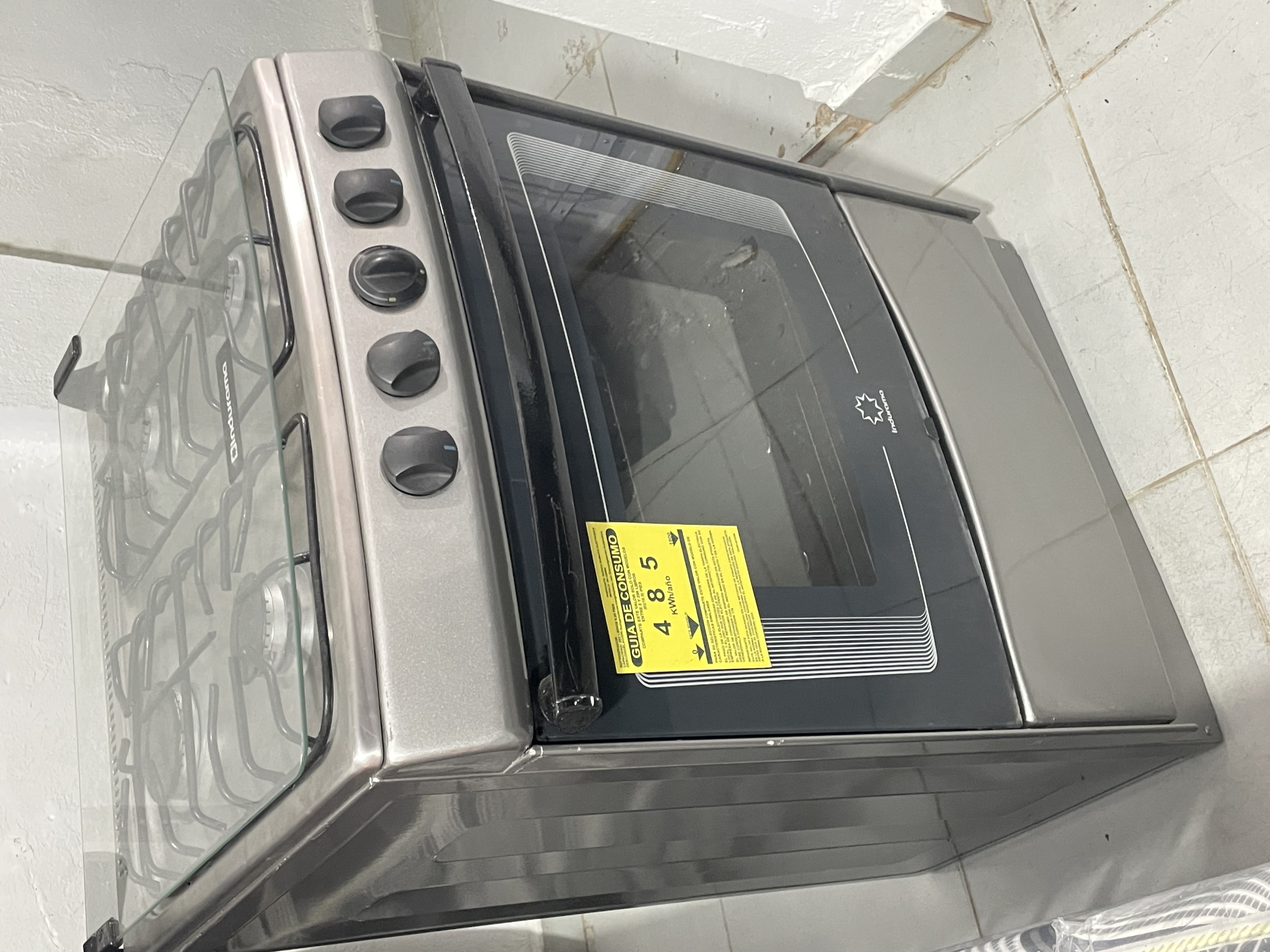 electrodomesticos - Estufa Indurama de 24 pulgadas importada como nueva con garantía  2