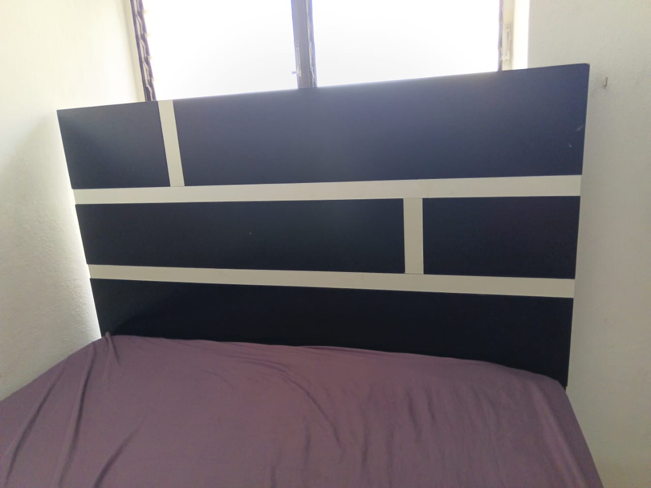 muebles y colchones - CAMA, Gavetero con espejo y mesa de noche 3
