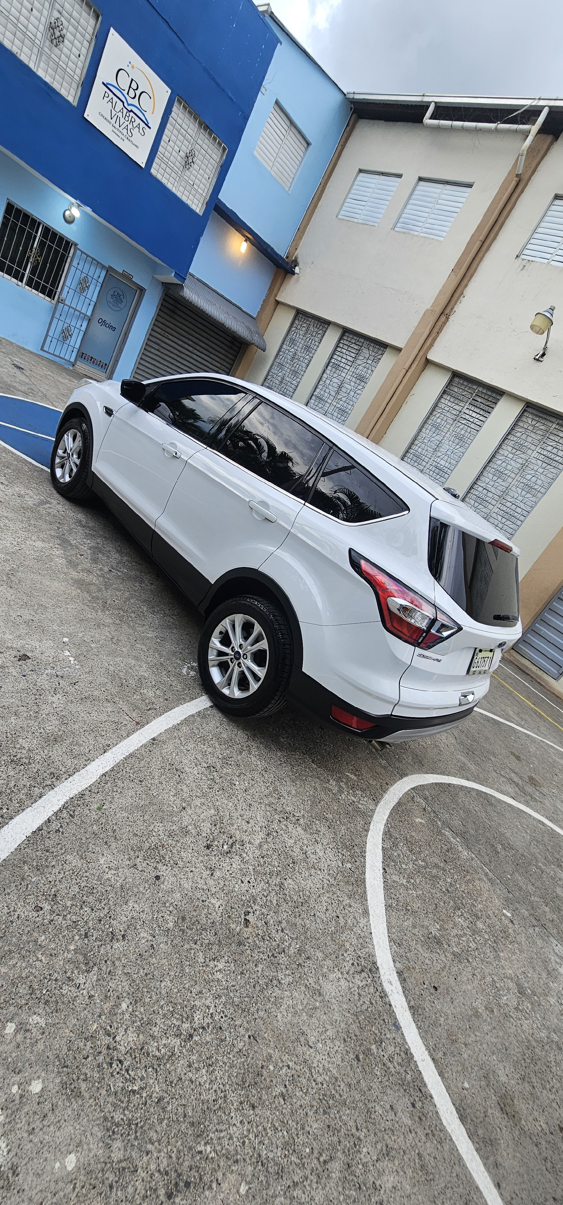jeepetas y camionetas - Ford Escape 2017 SE 1.5 3