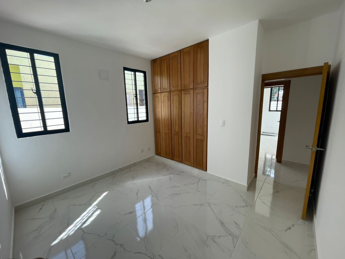 casas - Casa Moderna en Urbanizacion Jardines del Sur 4