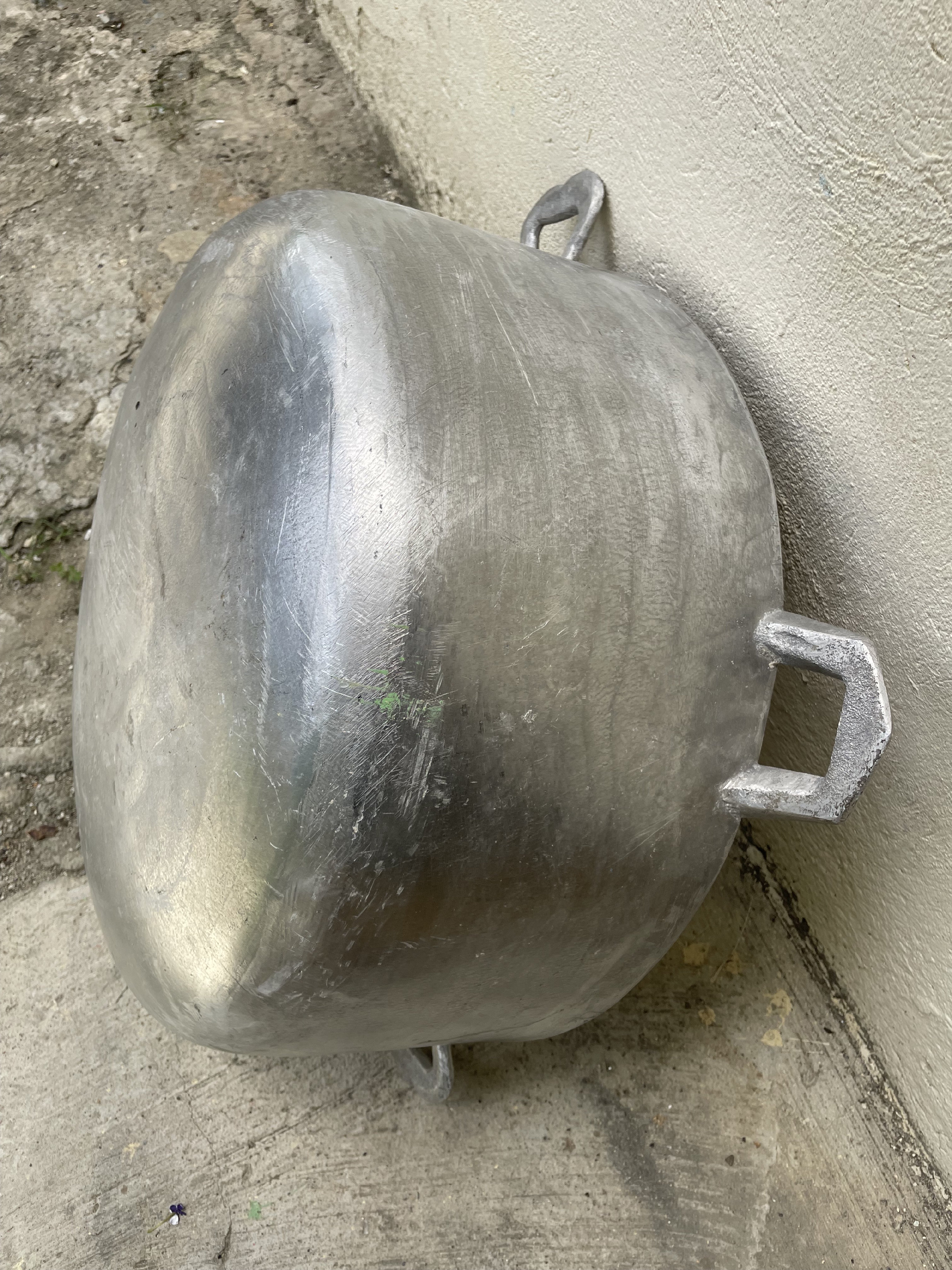 cocina - CALDERO GRANDE DE 40 LIBRAS DE ALUMINIO DEL BUENO  2