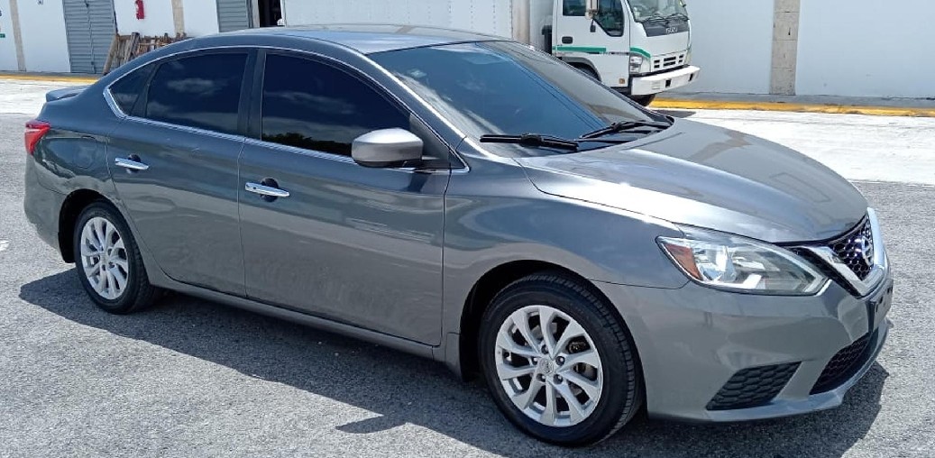 carros - Nissan Sentra 2018 en buen estado y bien cuidado nitido 1