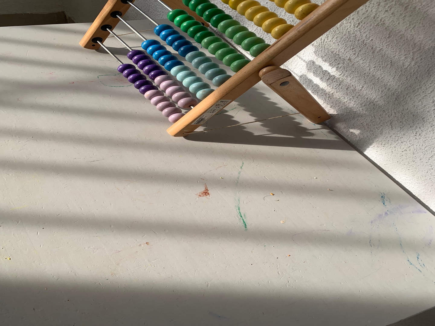 muebles - Mesa y silla niños  3