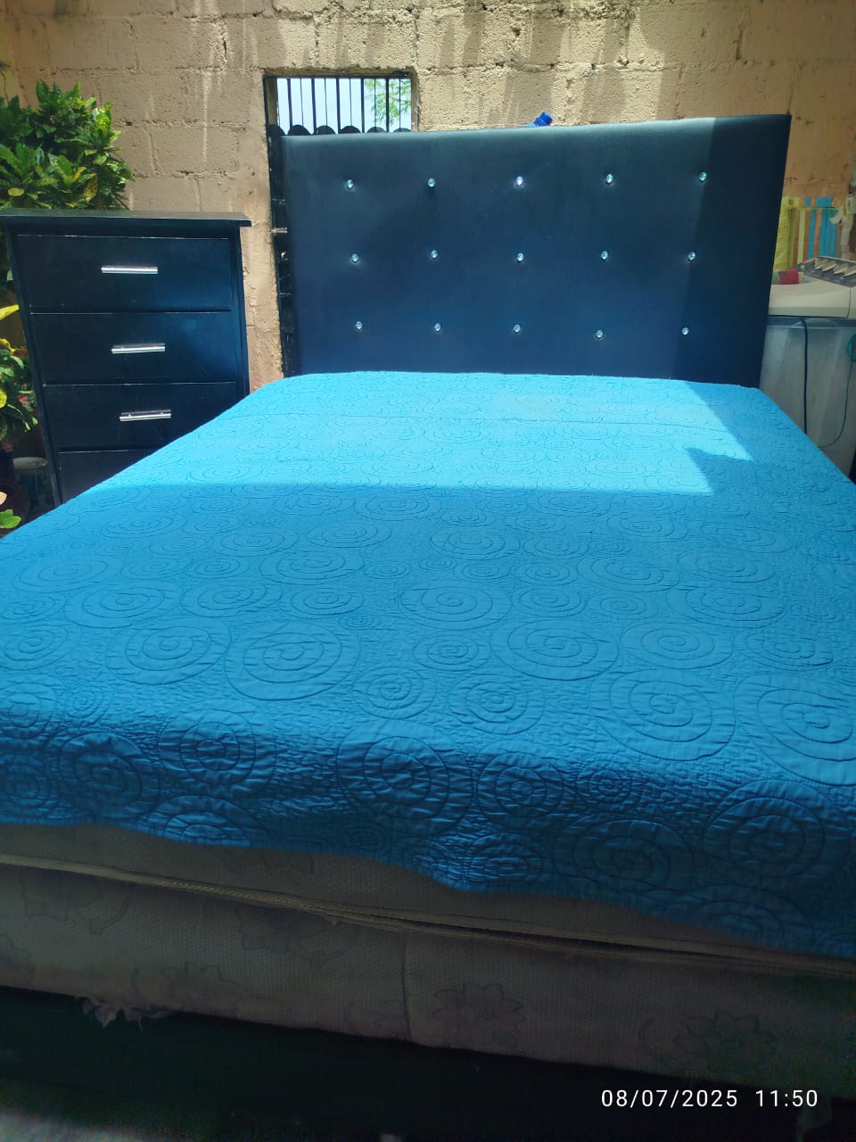 accesorios - Juego de cama Queen + biuro de 5 gabetas 2
