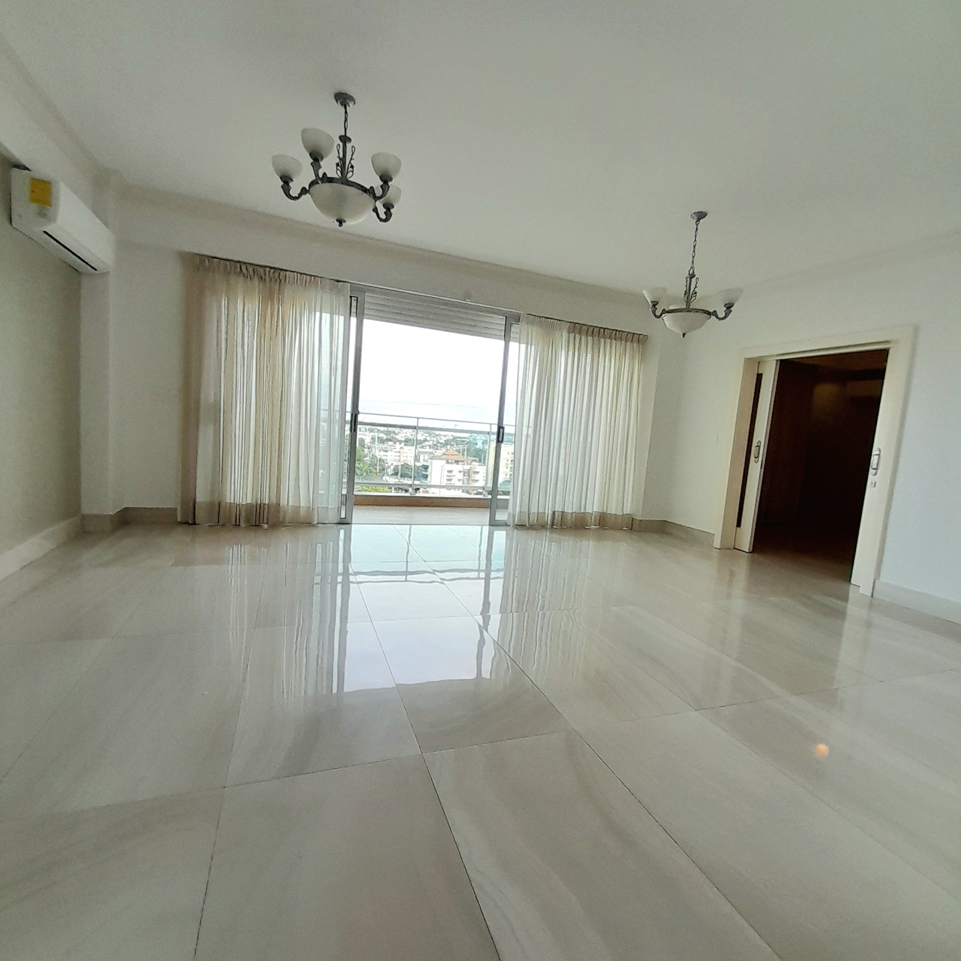 apartamentos - Apartamento con vista al mar en Gazcue 1
