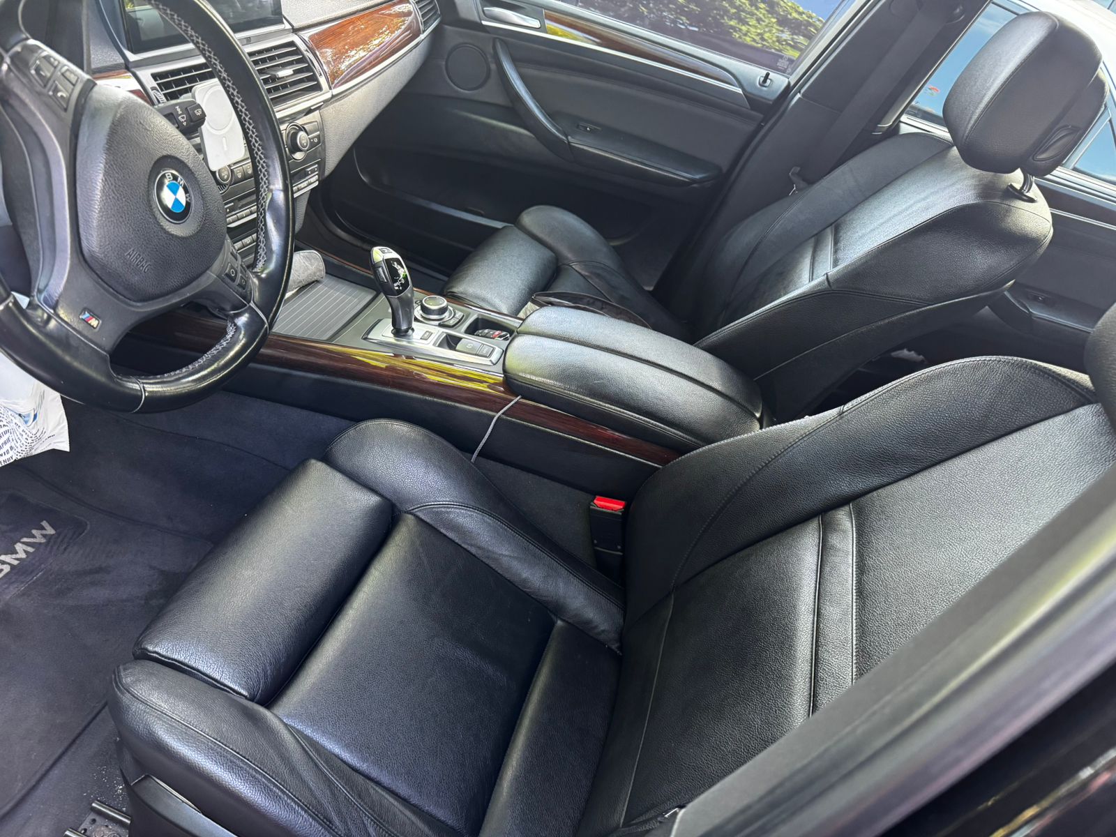 jeepetas y camionetas - BMW X5 xDrive35i Año 2011 US$14,500 (negociable) 6