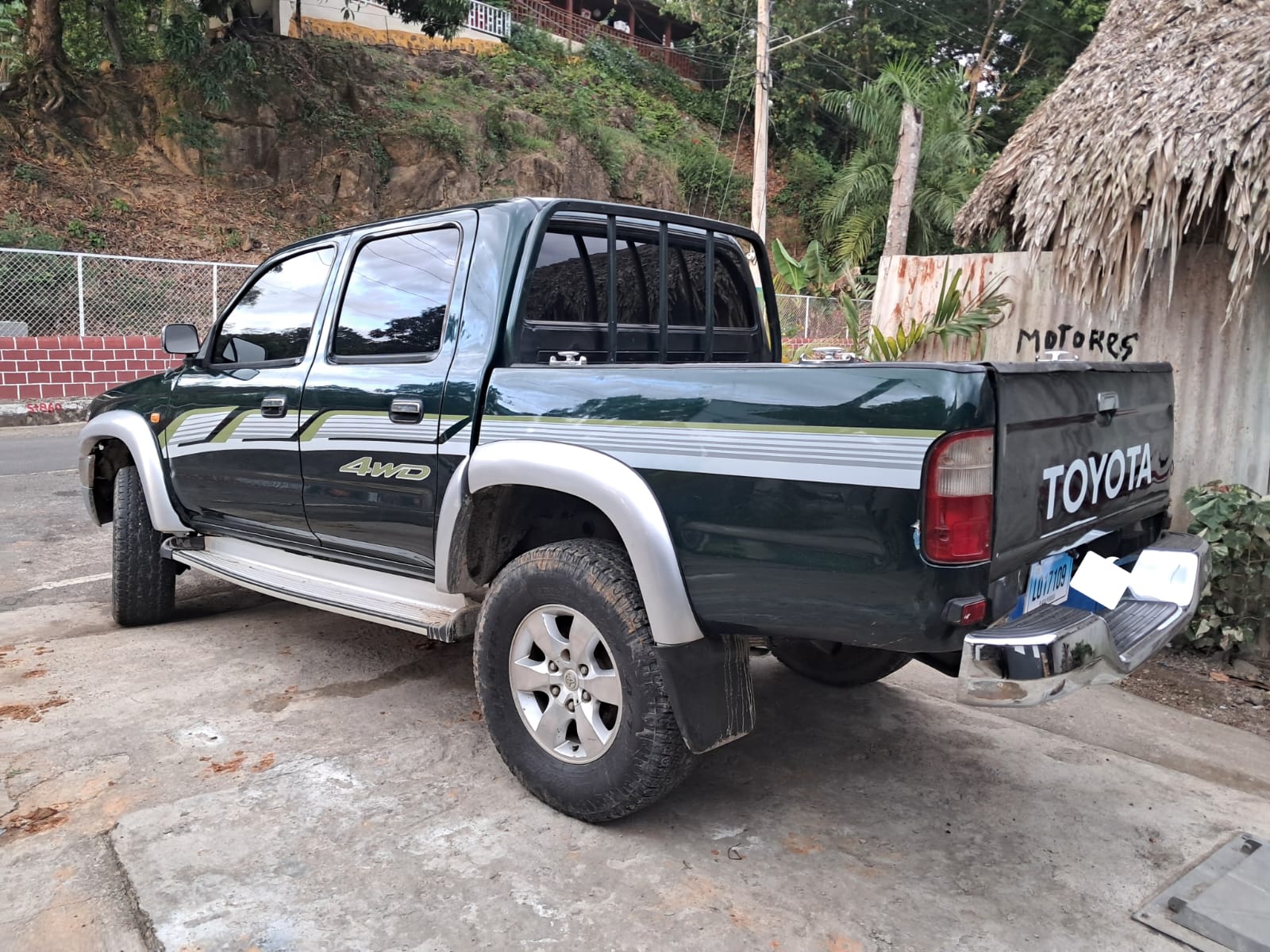 jeepetas y camionetas - TOYOTA HILUX 2003 4x4 Alta Doble Cabina 4