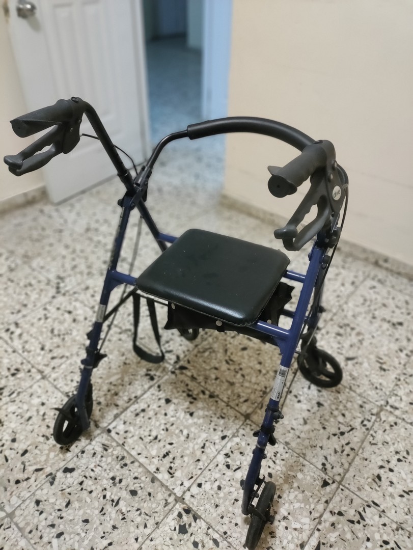 salud y belleza - Andador o Caminadora para Adulto ( si le interesa escríbame @ ws : [hidden infor 0