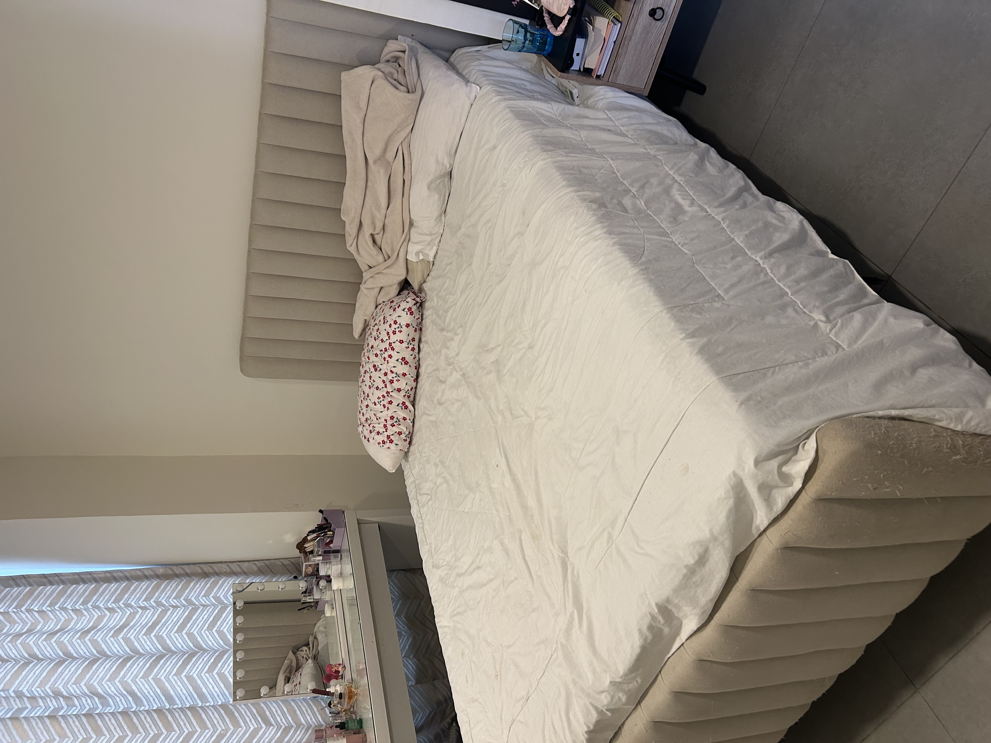 muebles y colchones - SE VENDE CAMA FULL CON COLCHÓN  0
