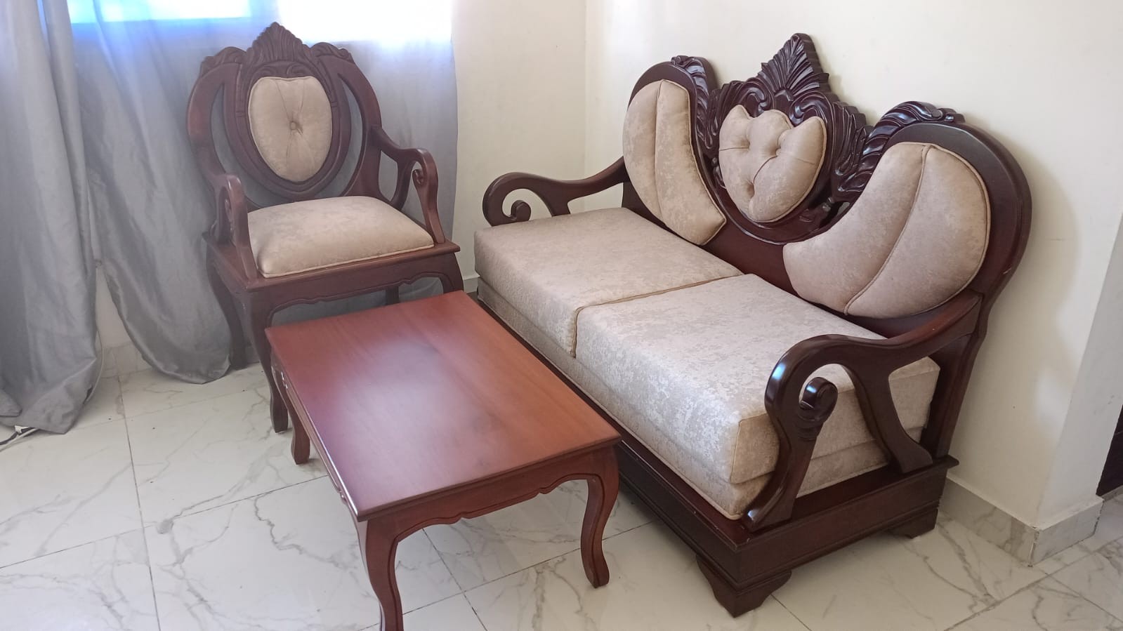 muebles y colchones - Muebles en caoba  3