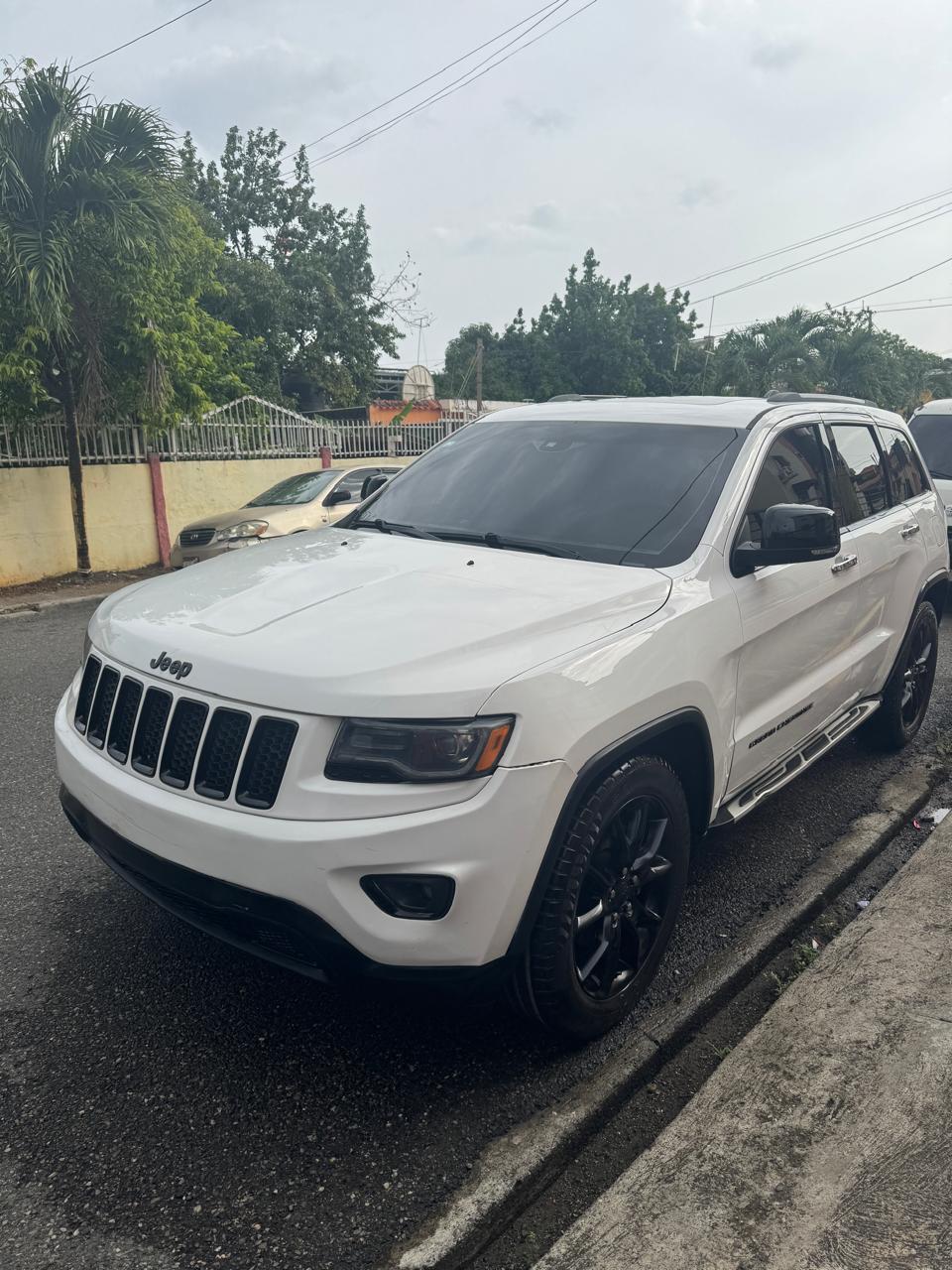 jeepetas y camionetas - JEEP GRAND CHEROKEE 2015 LIMITED 3