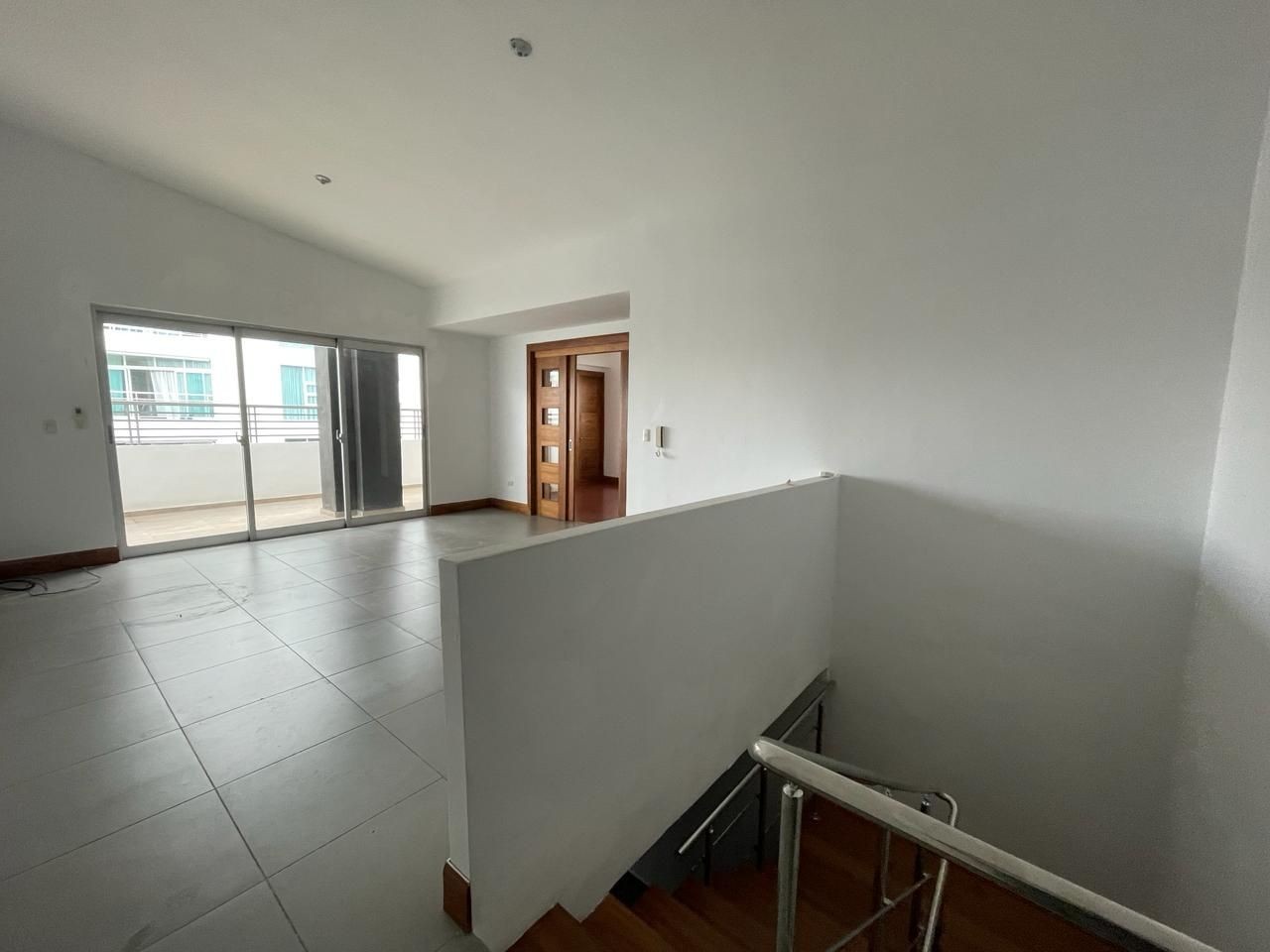apartamentos - Amplio Penthouse en venta en Serralles 7