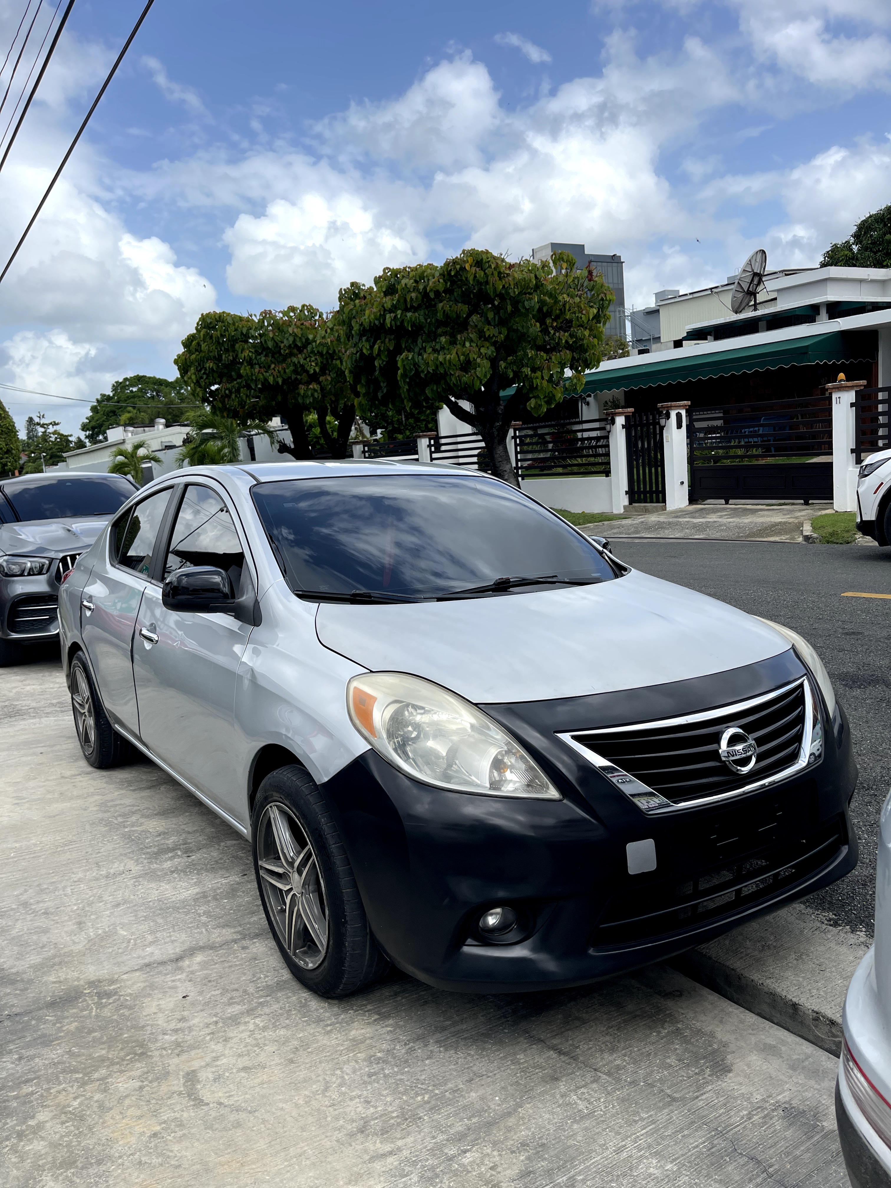 carros - DE OPORTUNIDAD NISSAN VERSA 2012 EN CONDIONES 0