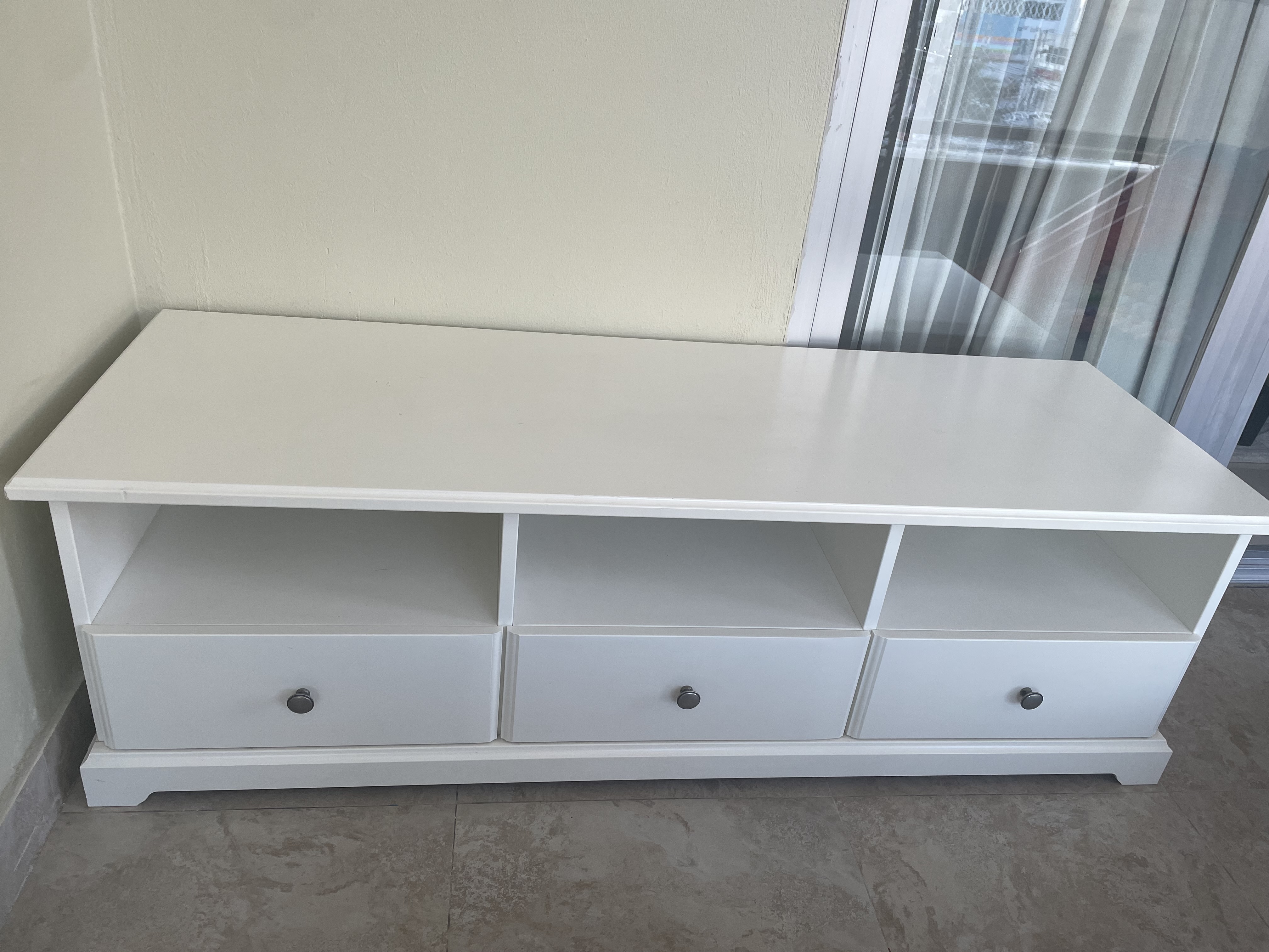 muebles y colchones - ¡Oferta Imperdible! Mueble HEMNES de IKEA 0