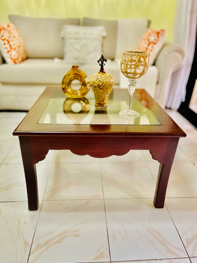 decoración y accesorios - Mesa de Sala en Caoba 0