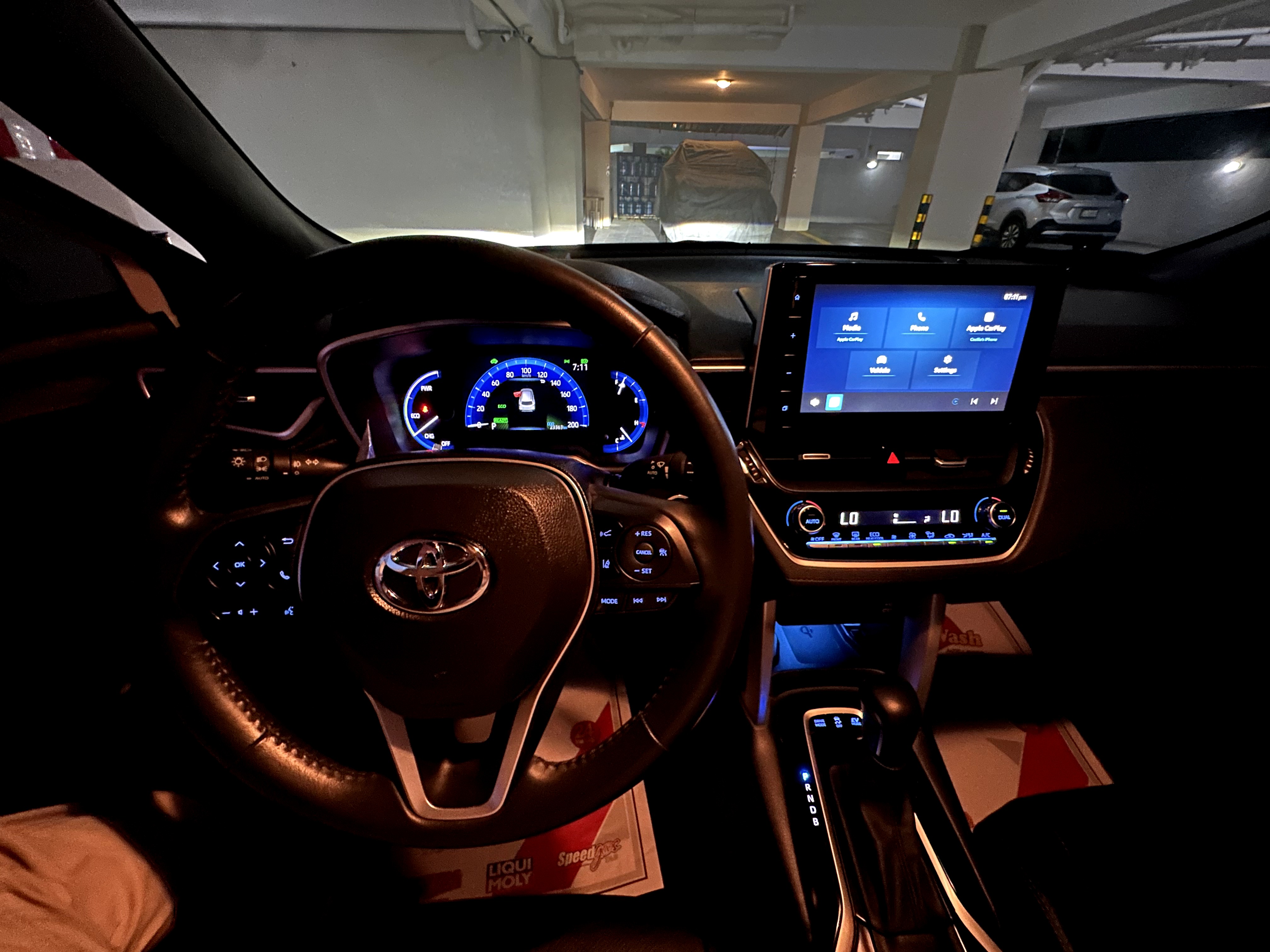 jeepetas y camionetas - Toyota Corolla Cross Limited- Hibrido 2024 8
