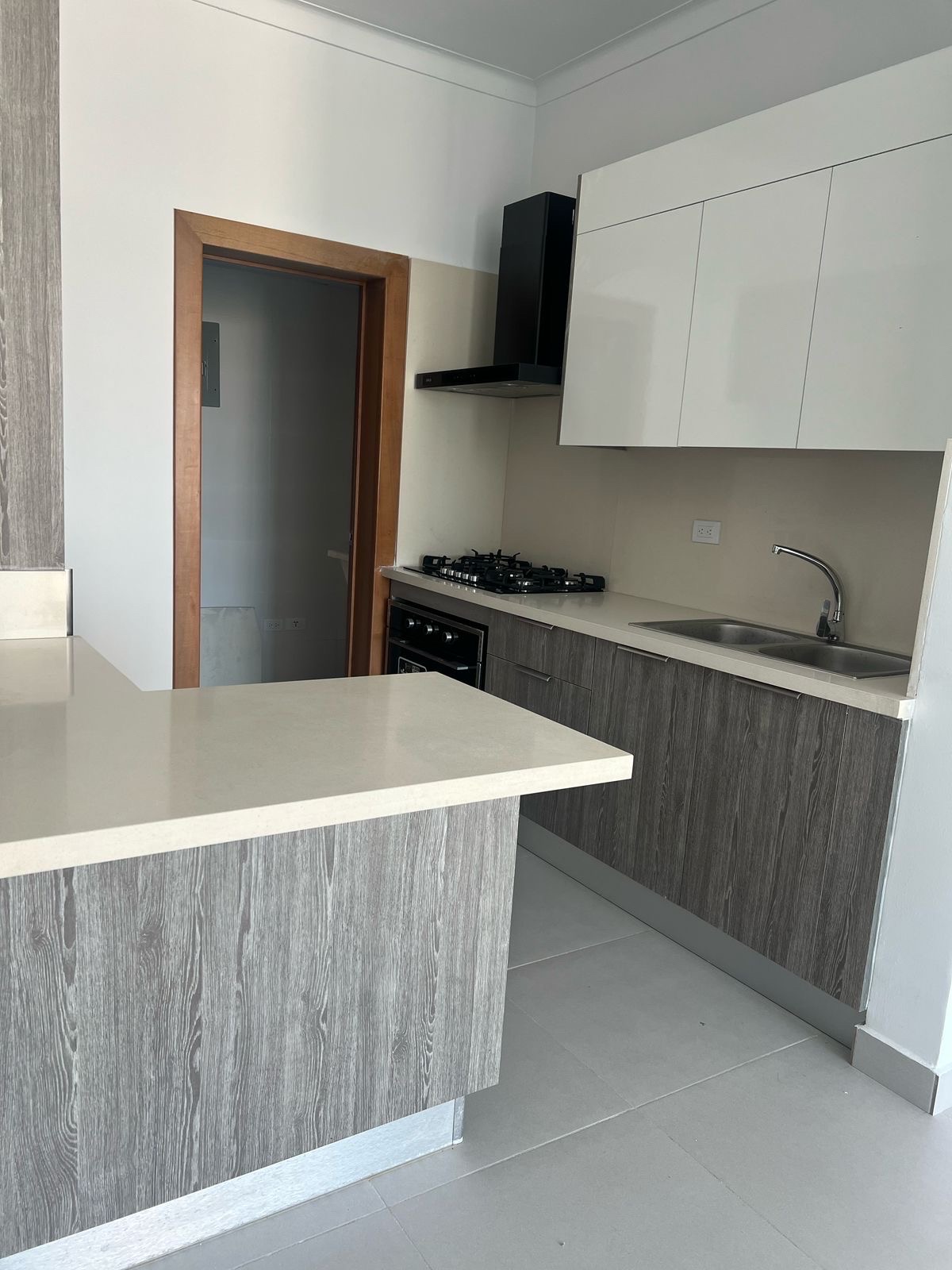 apartamentos - Se Alquila Apartamento Nuevo de Lujo en Bella vista! 1