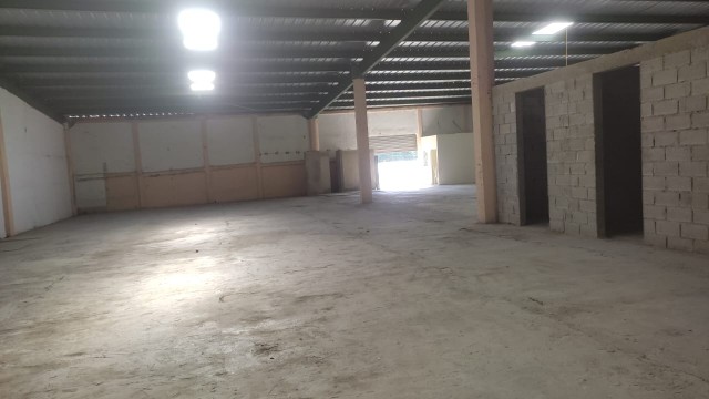 oficinas y locales comerciales - Rento nave industrial  0