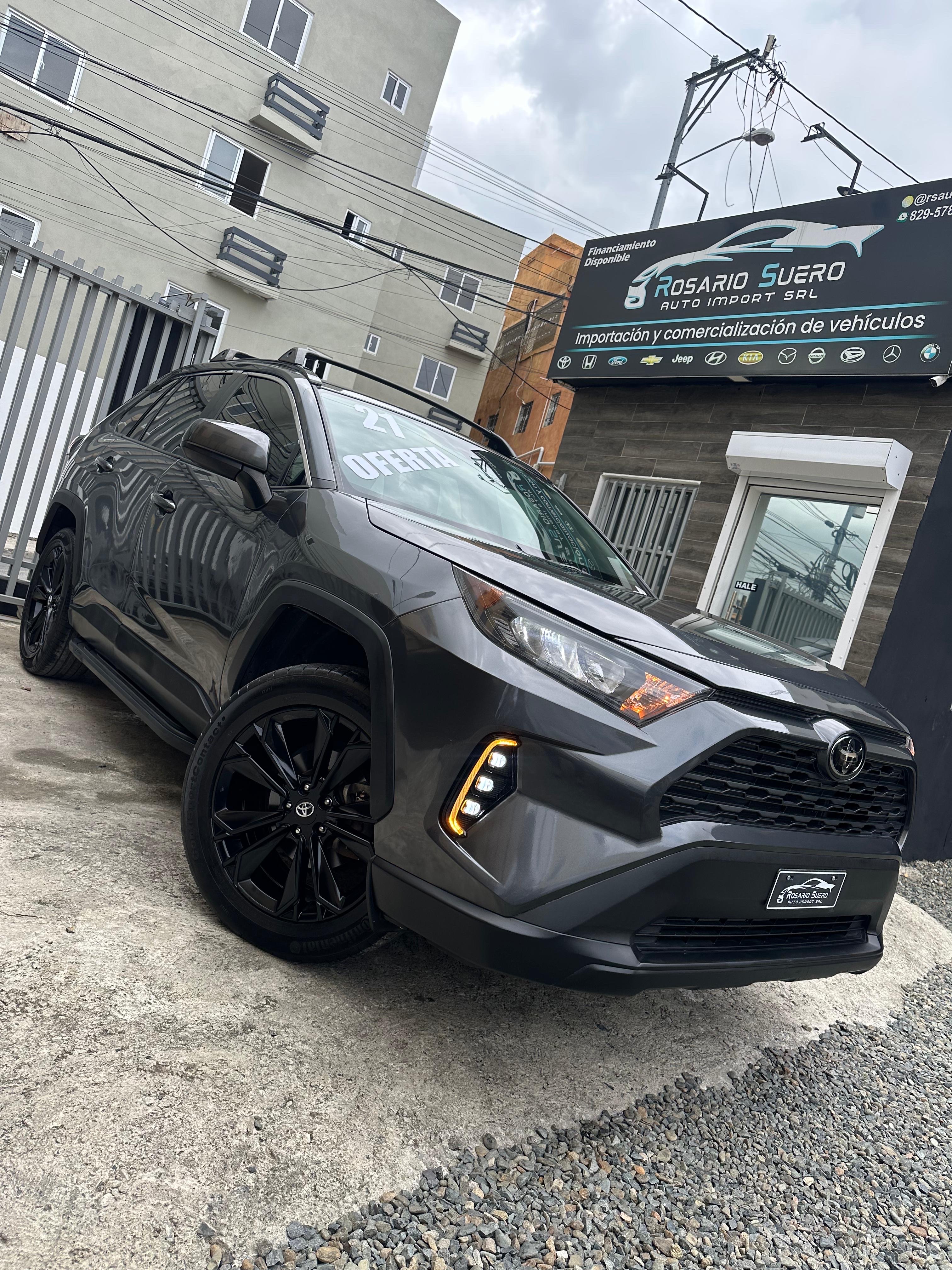 jeepetas y camionetas - SE VENDE TOYOTA RAV4 2021 LE recien importada🇺🇸 0