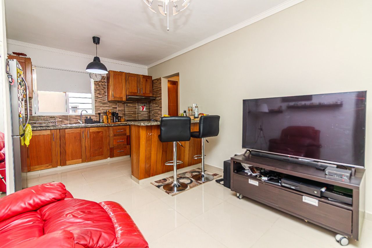 apartamentos - Alquiler de Apartamento Amueblado Altos de Alameda 2