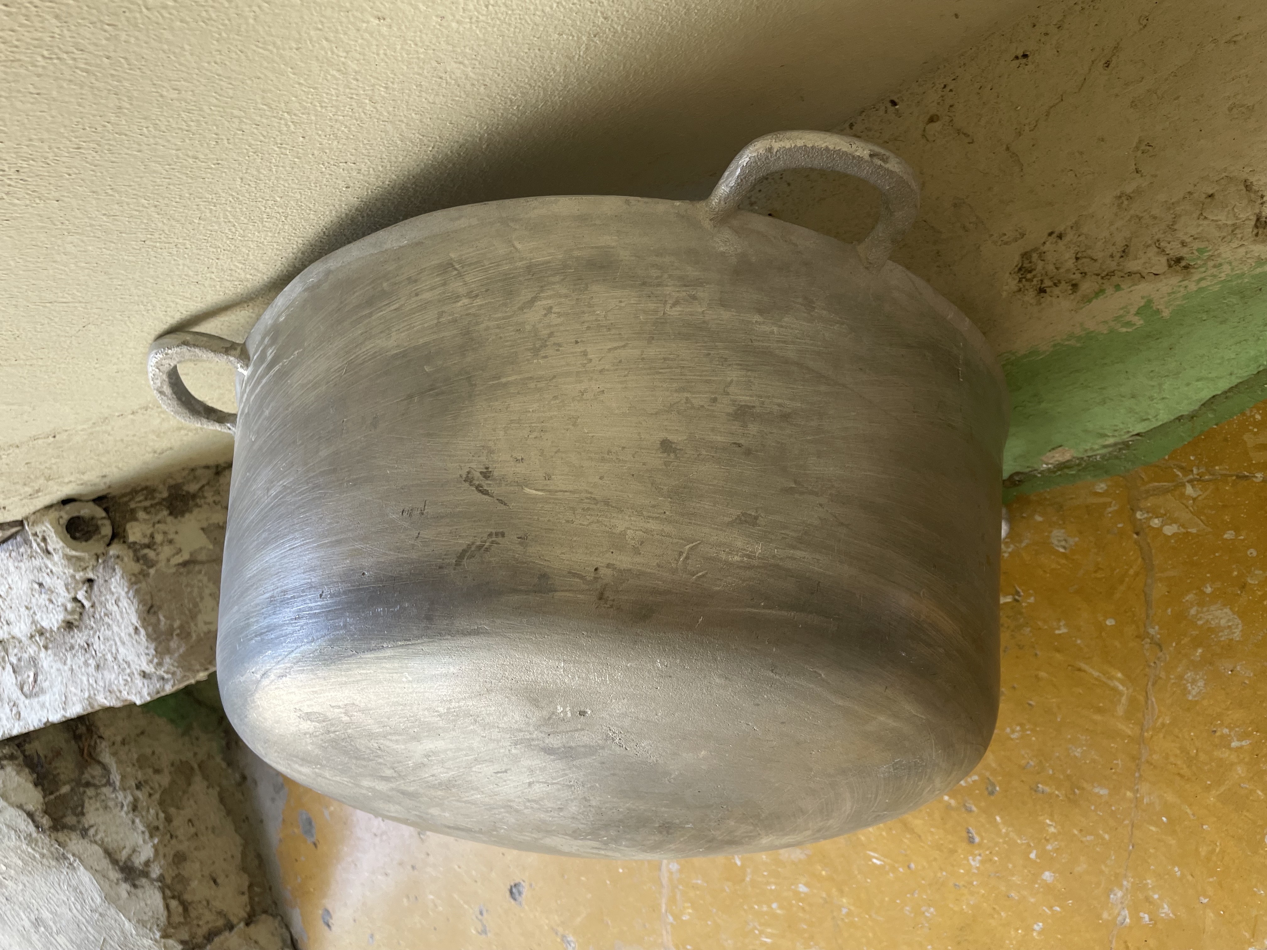 cocina - CALDERO GRANDE DE 40 LIBRAS DE ALUMINIO DEL BUENO  3