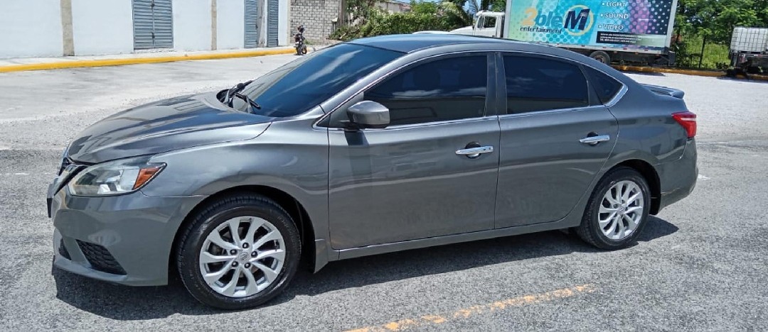carros - Nissan Sentra 2018 en buen estado y bien cuidado nitido 2