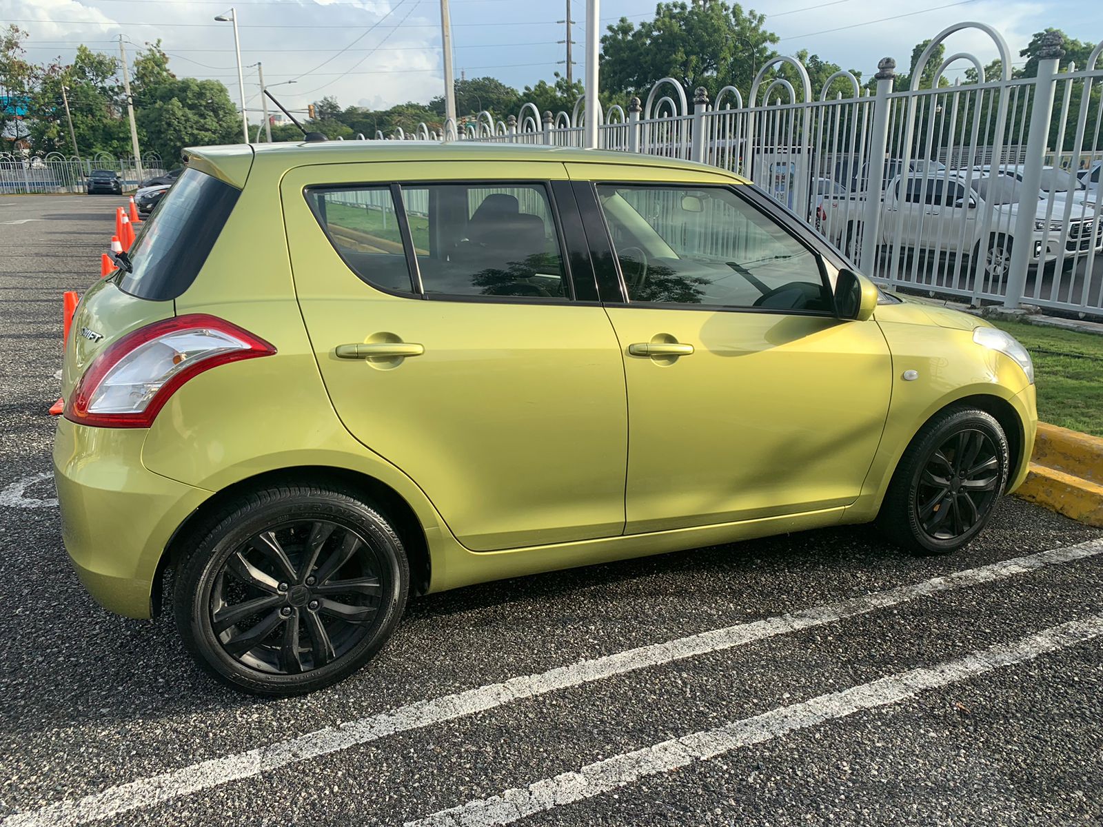 carros - Suzuki Swift 2016. Solo 52mil km 3