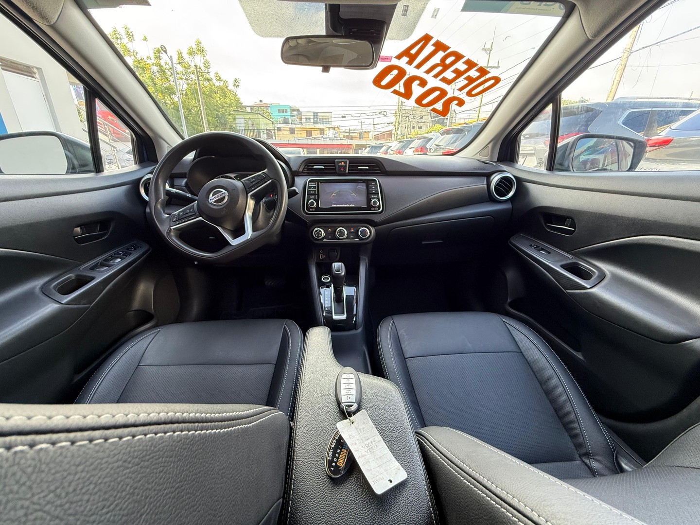 otros vehiculos - nissan versa s 7