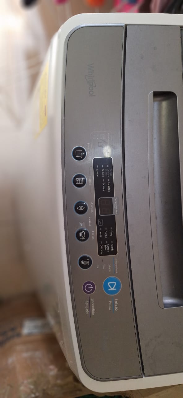 electrodomesticos - Lavadora Centrífuga Wirlpool- 12 Kg o 26.4  libras 1