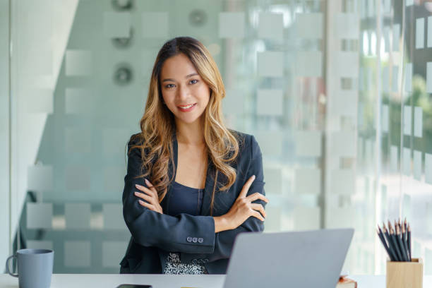 empleos disponibles - Se solicita Empleada para el puesto de Ventas.