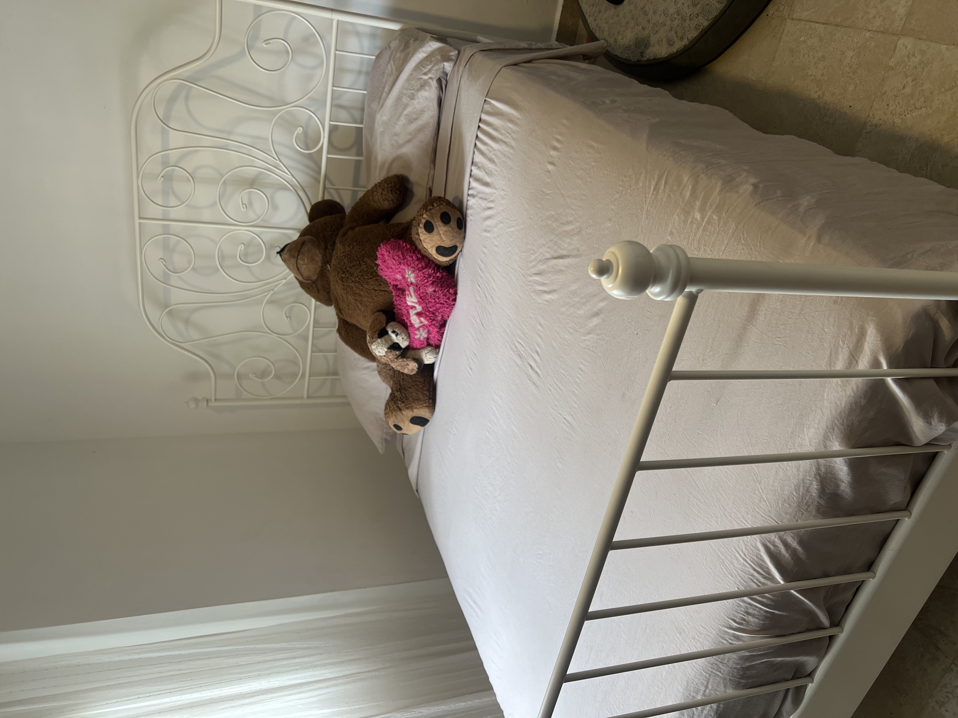 muebles y colchones - Base de cama IKEA – Tamaño Full 0