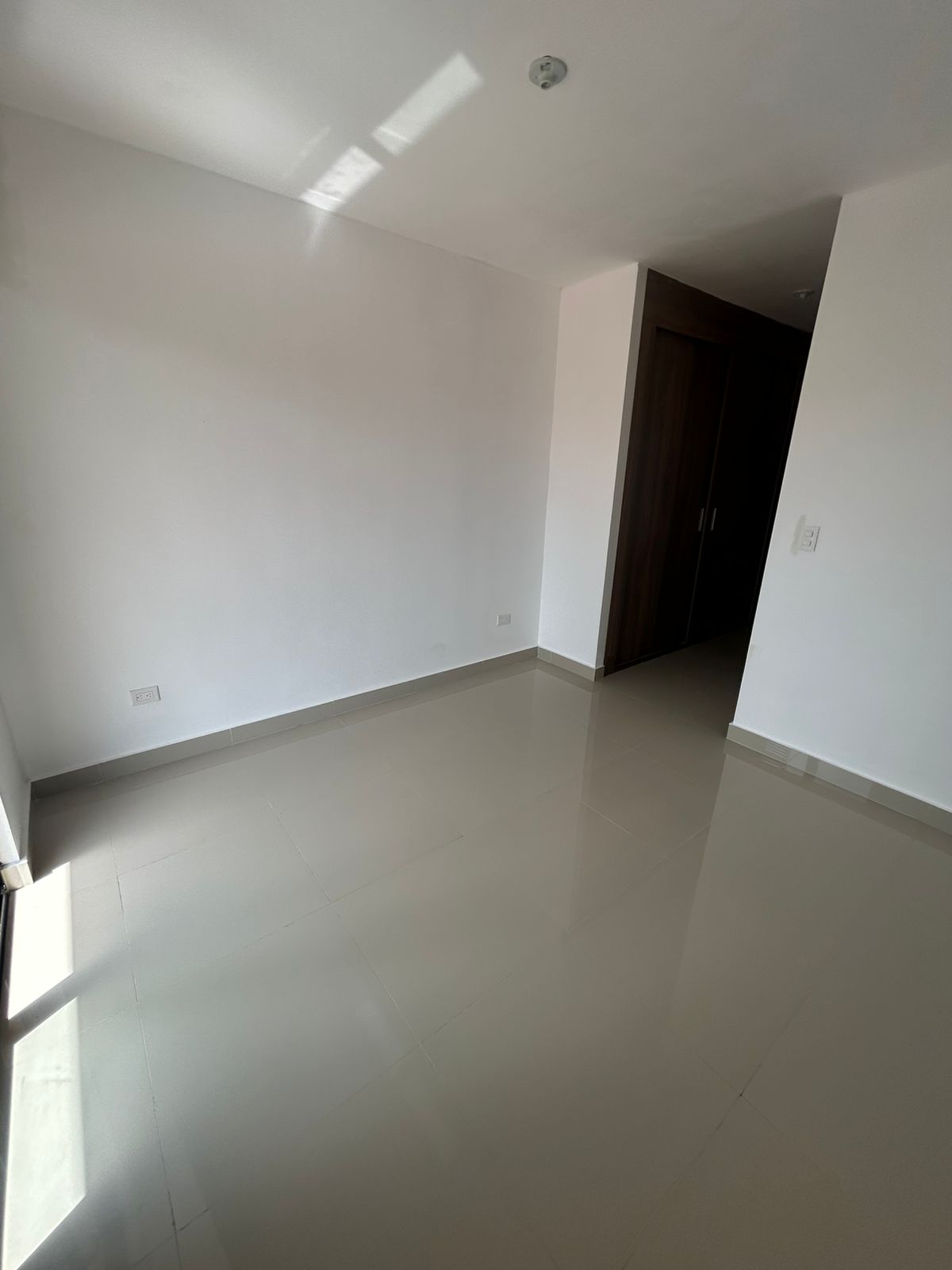 apartamentos - ALQUILO A ESTRENAR APARTAMENTO ARROY HONDO 8
