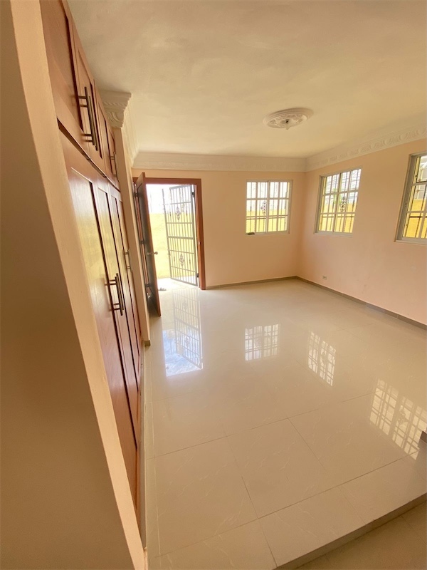 casas - Venta de casa en la autopista de san Isidro prado oriental Santo Domingo este 2