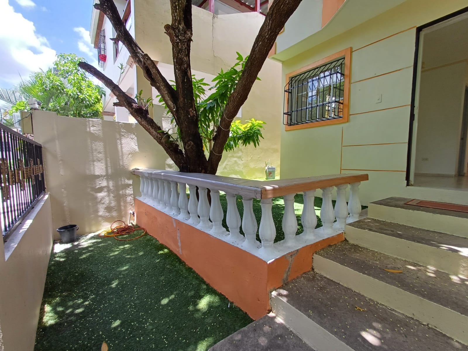 casas - Venta de Casa en Colinas del Arroyo Jacobo Majluta 1