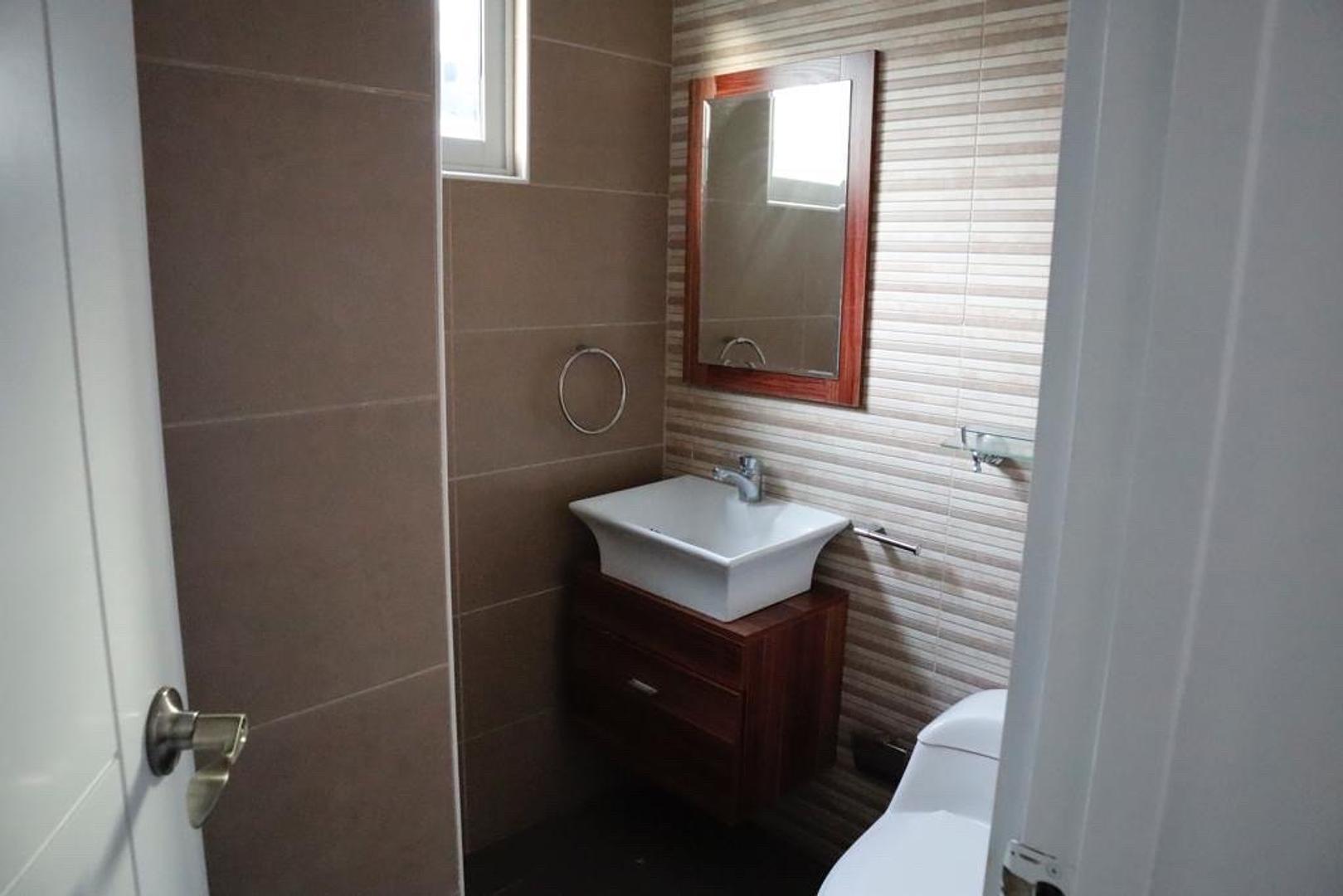 apartamentos - Se alquila en el Ensanche Naco. 6