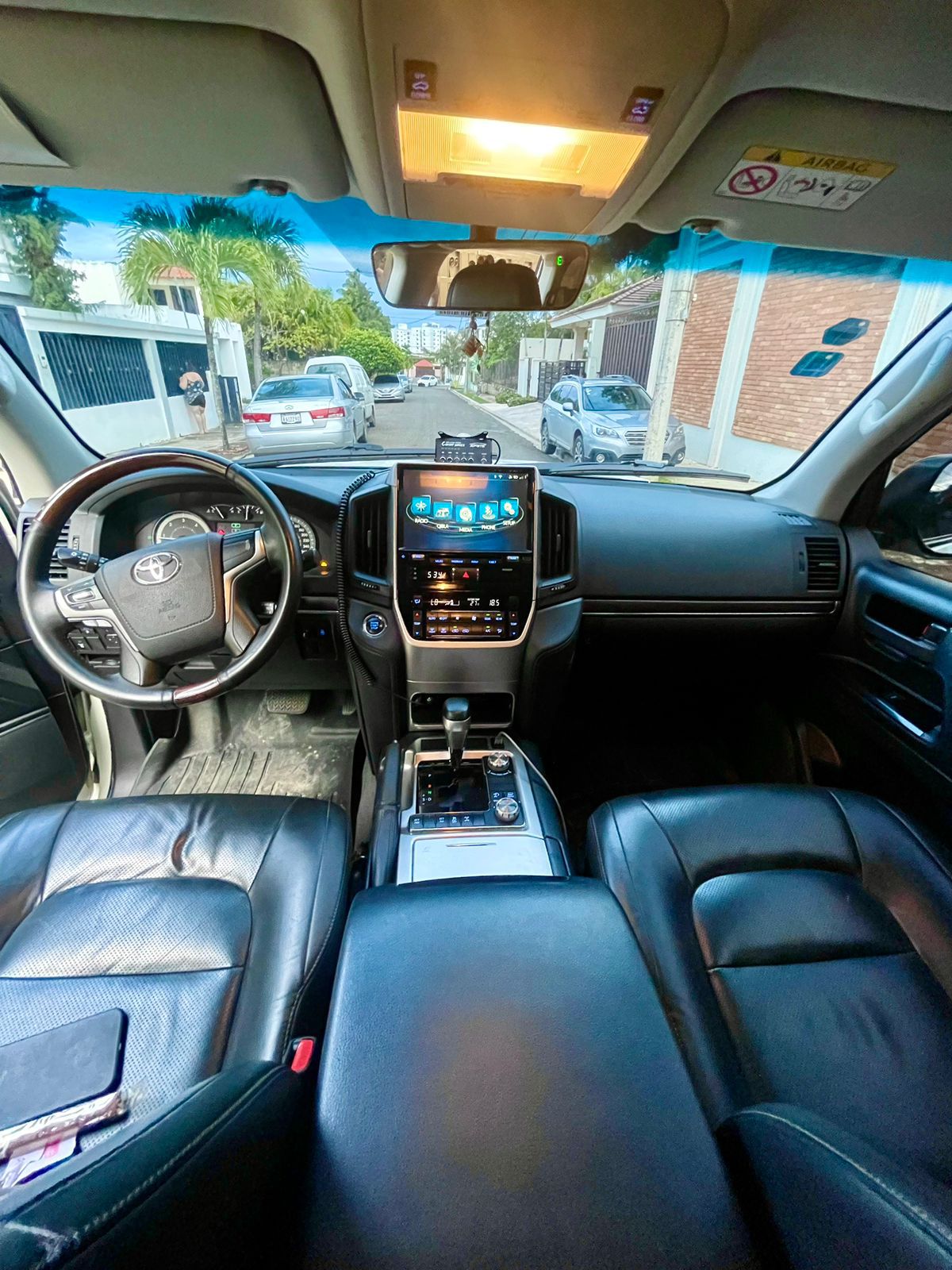 jeepetas y camionetas - Toyota land cruicer vxr 2018 4