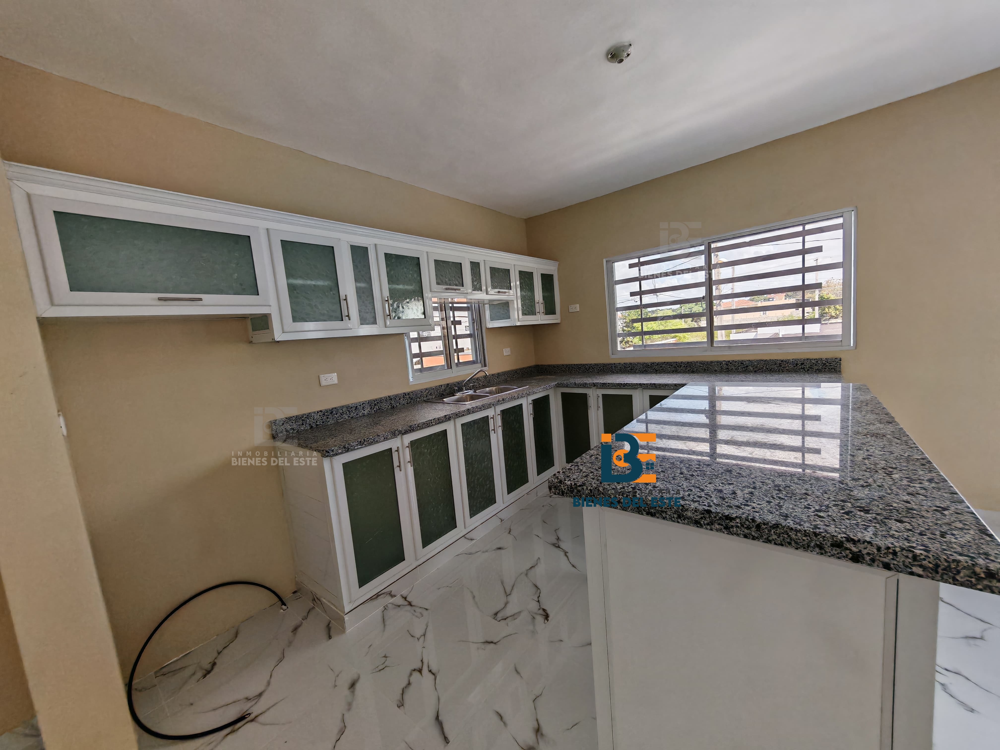 apartamentos - SE RENTA NUEVO Apartamento Amplio, SPM. 5
