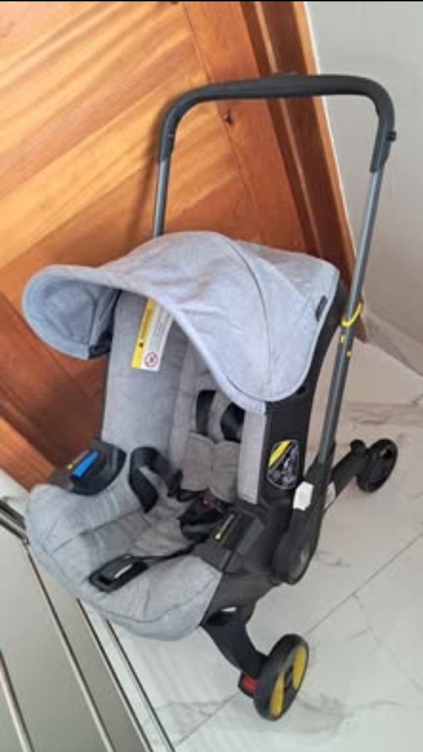 coches y sillas - Vendo coche tipo Doona Gris como nuevo!!!!  1