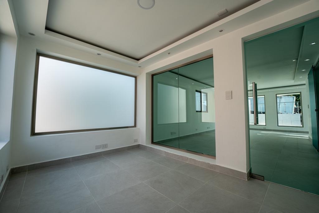 oficinas y locales comerciales - oportunidad local en venta en una de las zonas de más crecimiento comercial   8