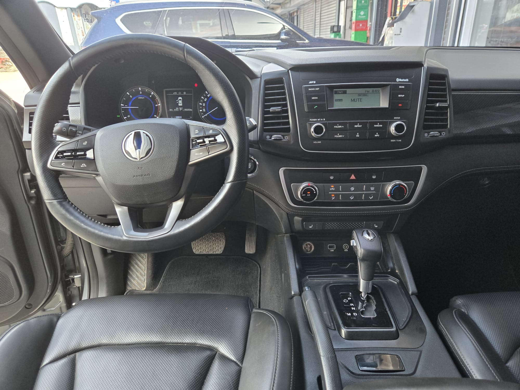 jeepetas y camionetas - KGM REXTON 2021 GRIS OSCURO DIESEL 4