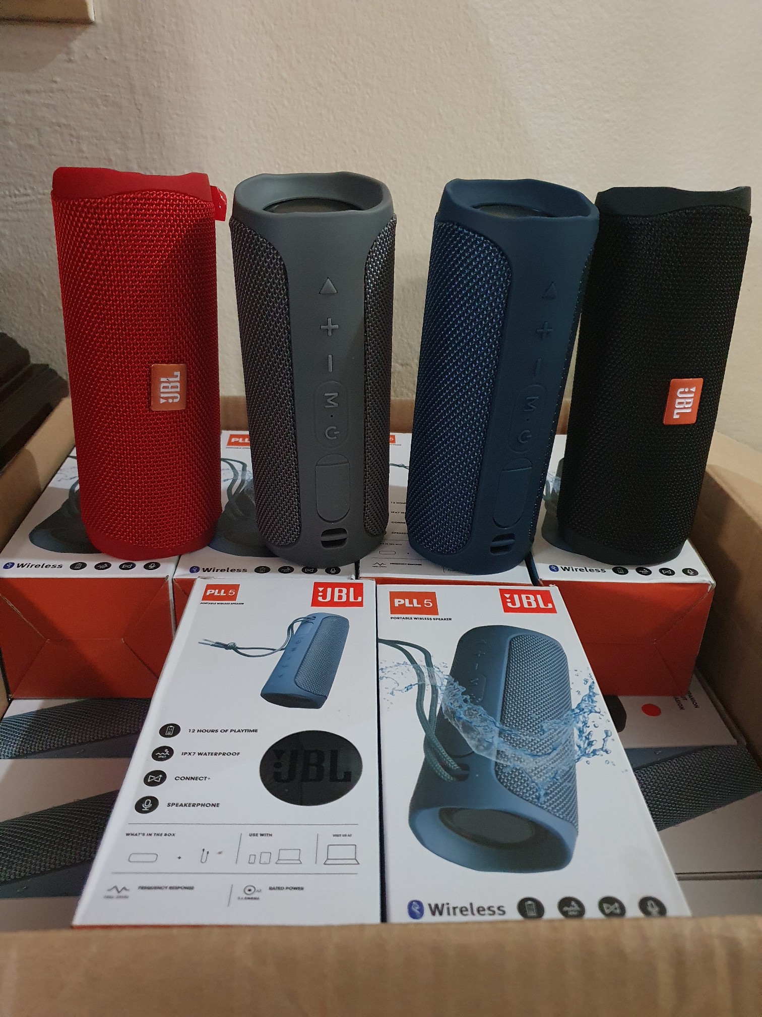 camaras y audio - Bocinas portátiles marca JBL mod. PLL5 6