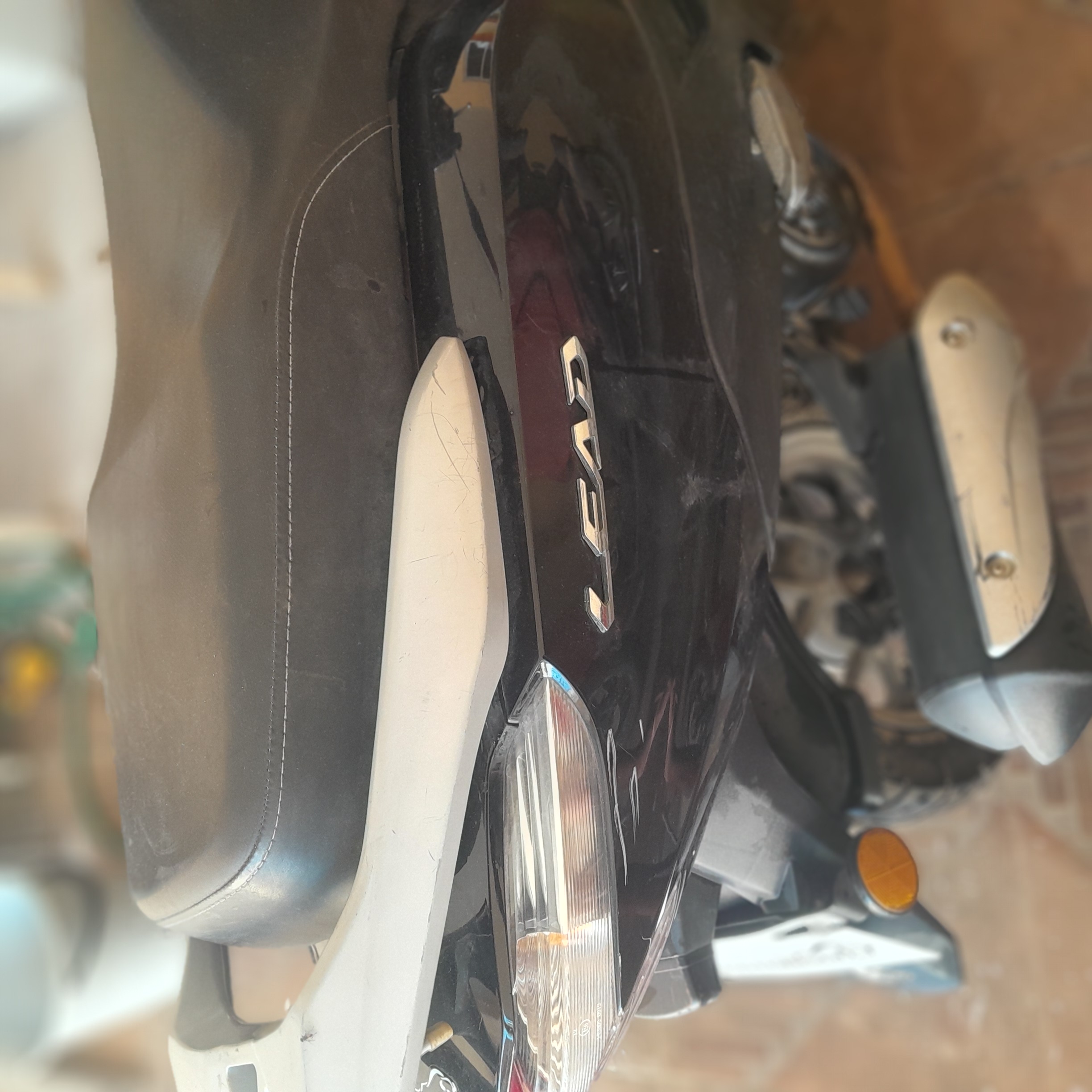 motores y pasolas - VENDO PASOLA HONDA LEAD DE POCO USO  2