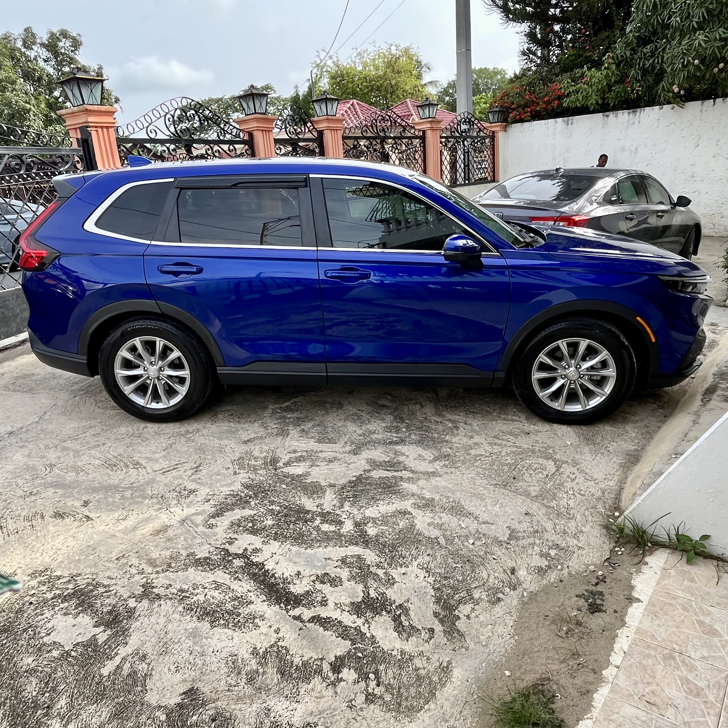 jeepetas y camionetas - Honda CRV 2023 EXL recién importada 2