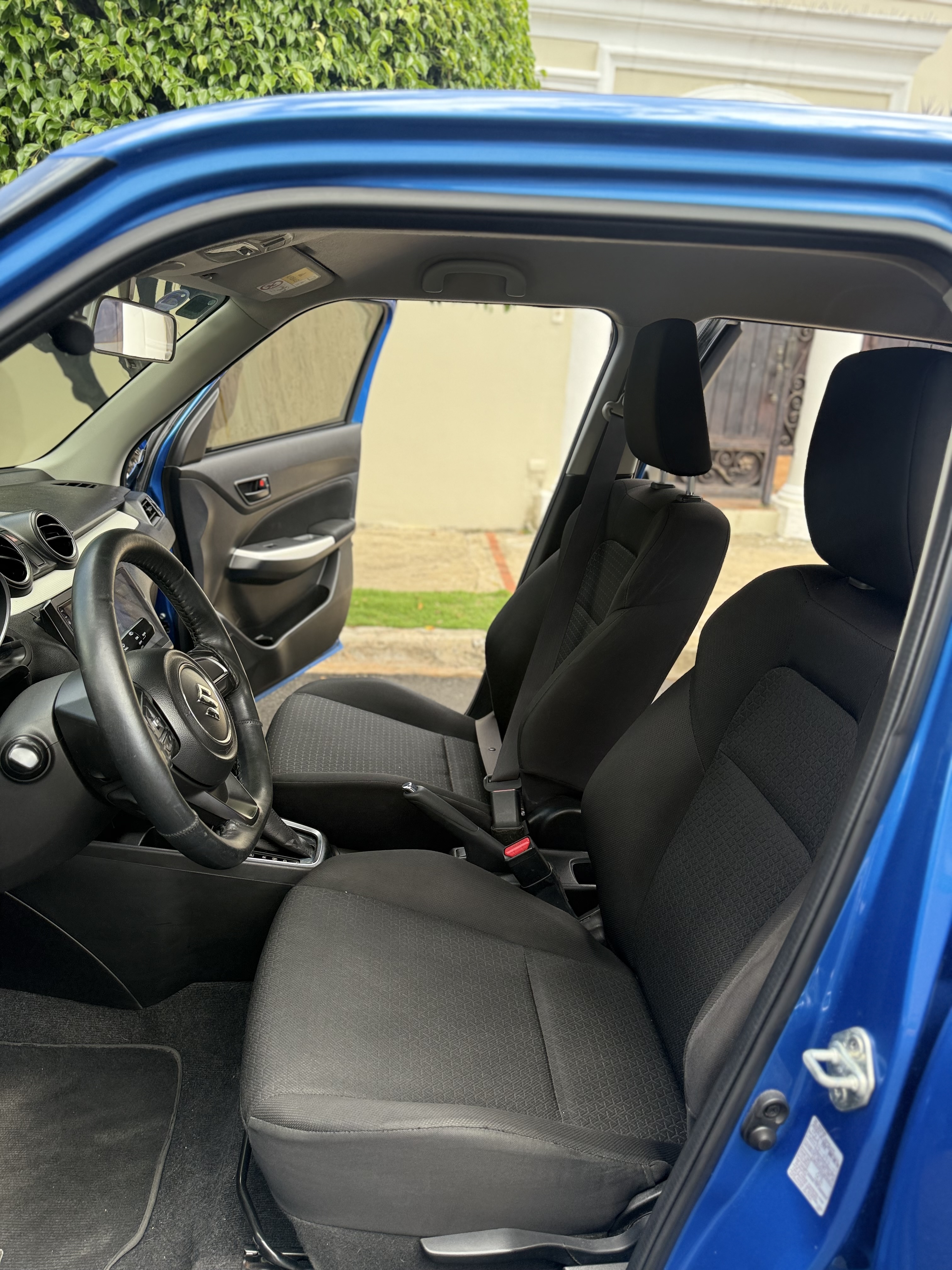 carros - Suzuki Swift 2019 De la Santo Domingo Motor 7