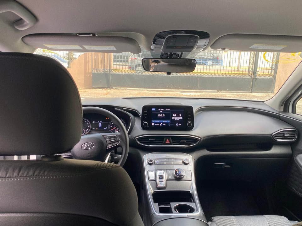 jeepetas y camionetas - Hyundai Santa Fe SE 2023 3