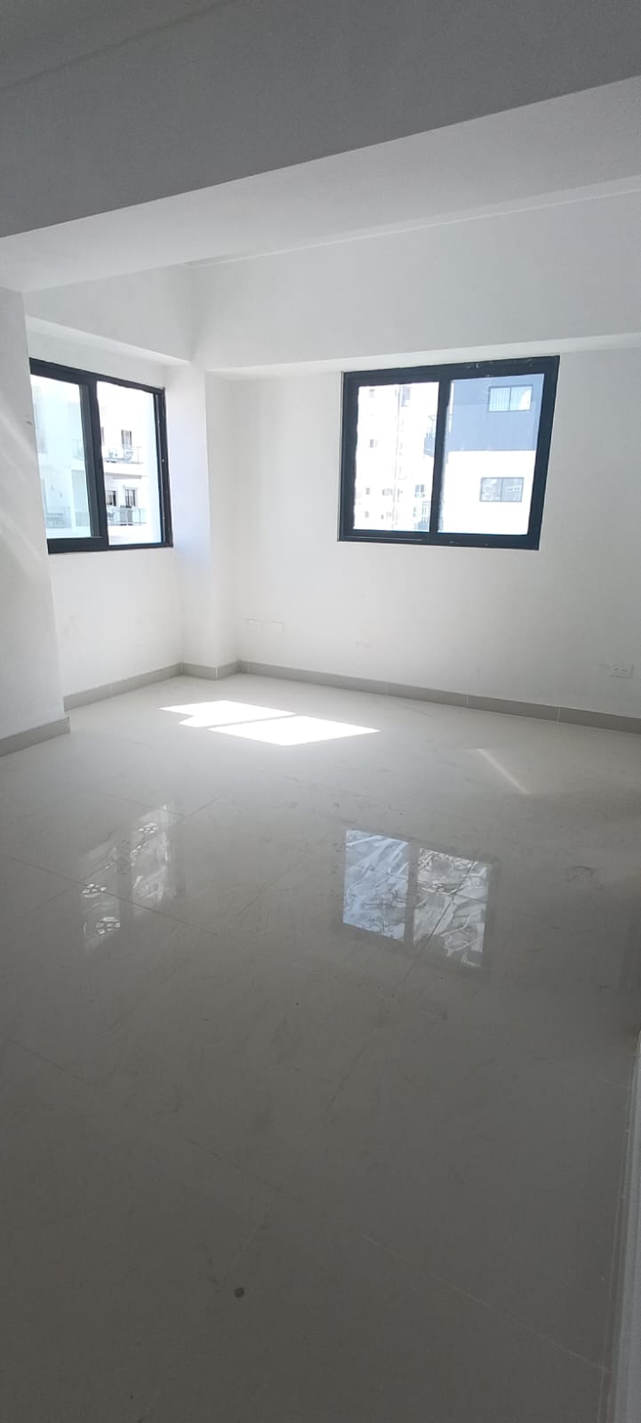 apartamentos - El Real Torre a Entregar Apartamento 3hab con balcón 4