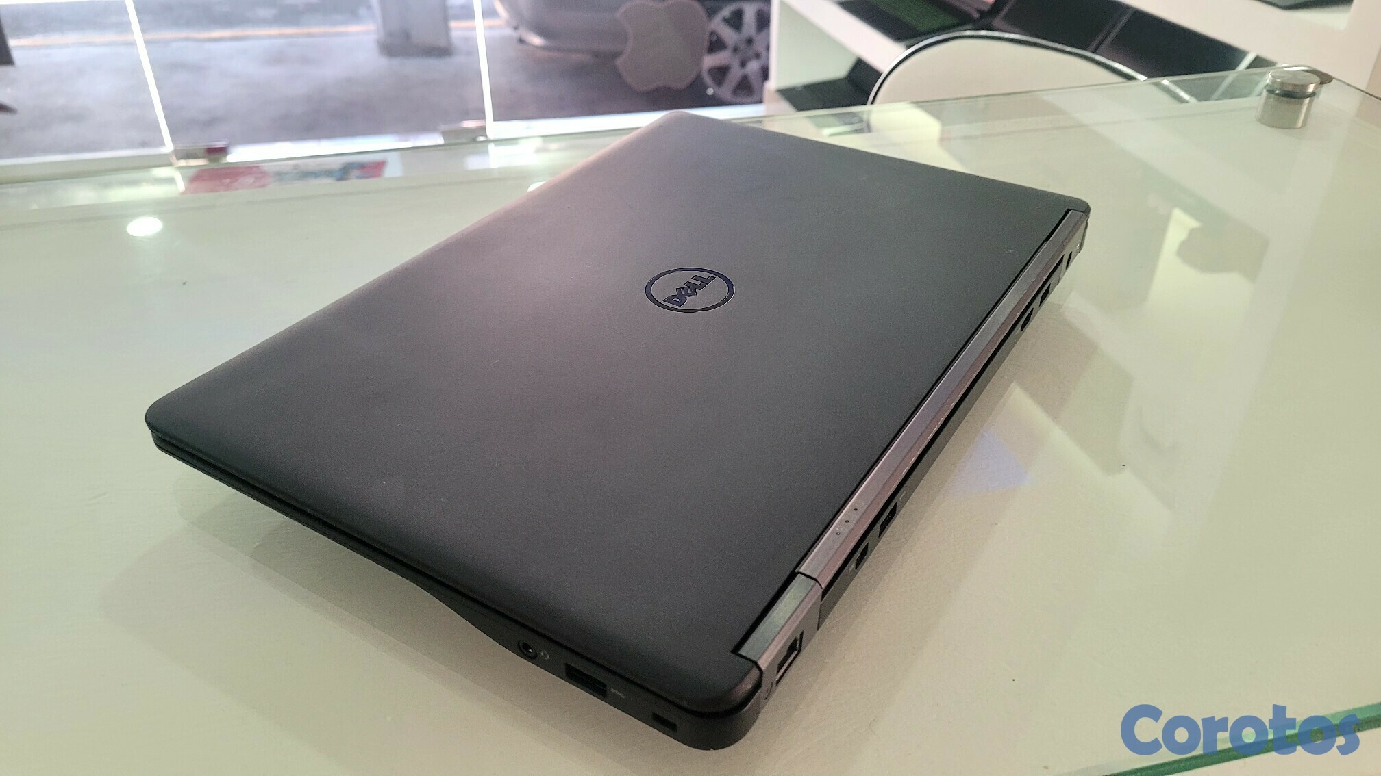 computadoras y laptops - Dell Slim 14 Pulg Core i7 2.8ghz Ram 8gb Disco 128gb hdmi  3