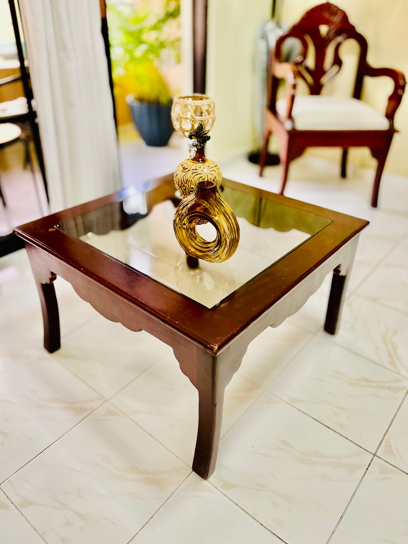 decoración y accesorios - Mesa de Sala en Caoba 2