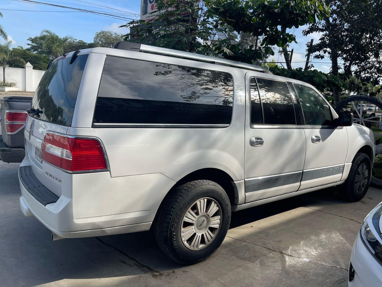 jeepetas y camionetas - lincon navigator 2012 3